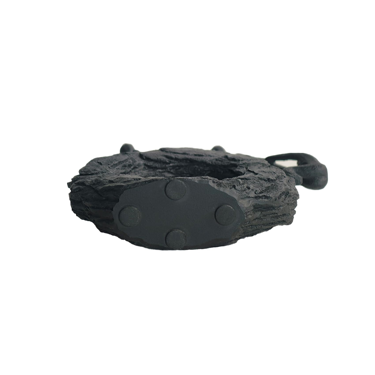 Hebdids home-decor sculpture brings modern artistry to shelves and mantels.