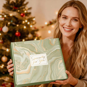 HEIPIZL dried flower gift card adds a personal touch
