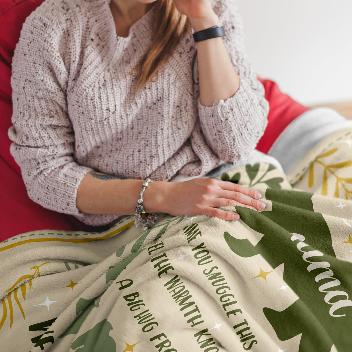 Henazin multi-use blanket ready for couch, bed, or picnic adventures.