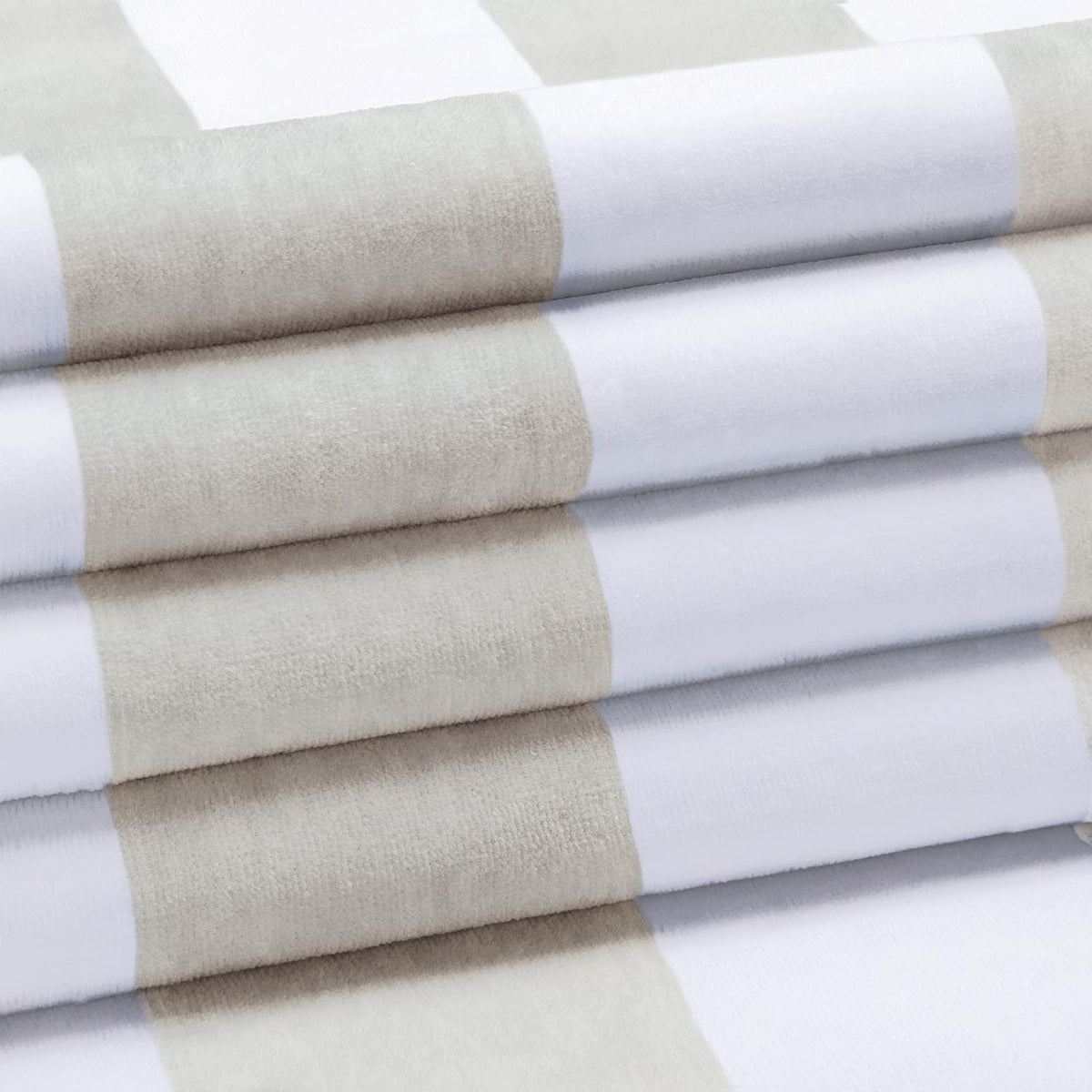 HENBAY towel edges double-stitched close-up demonstrating enhanced durability during wash and wear.