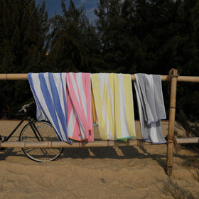 HENBAY towel edge with double stitching for lasting durability.