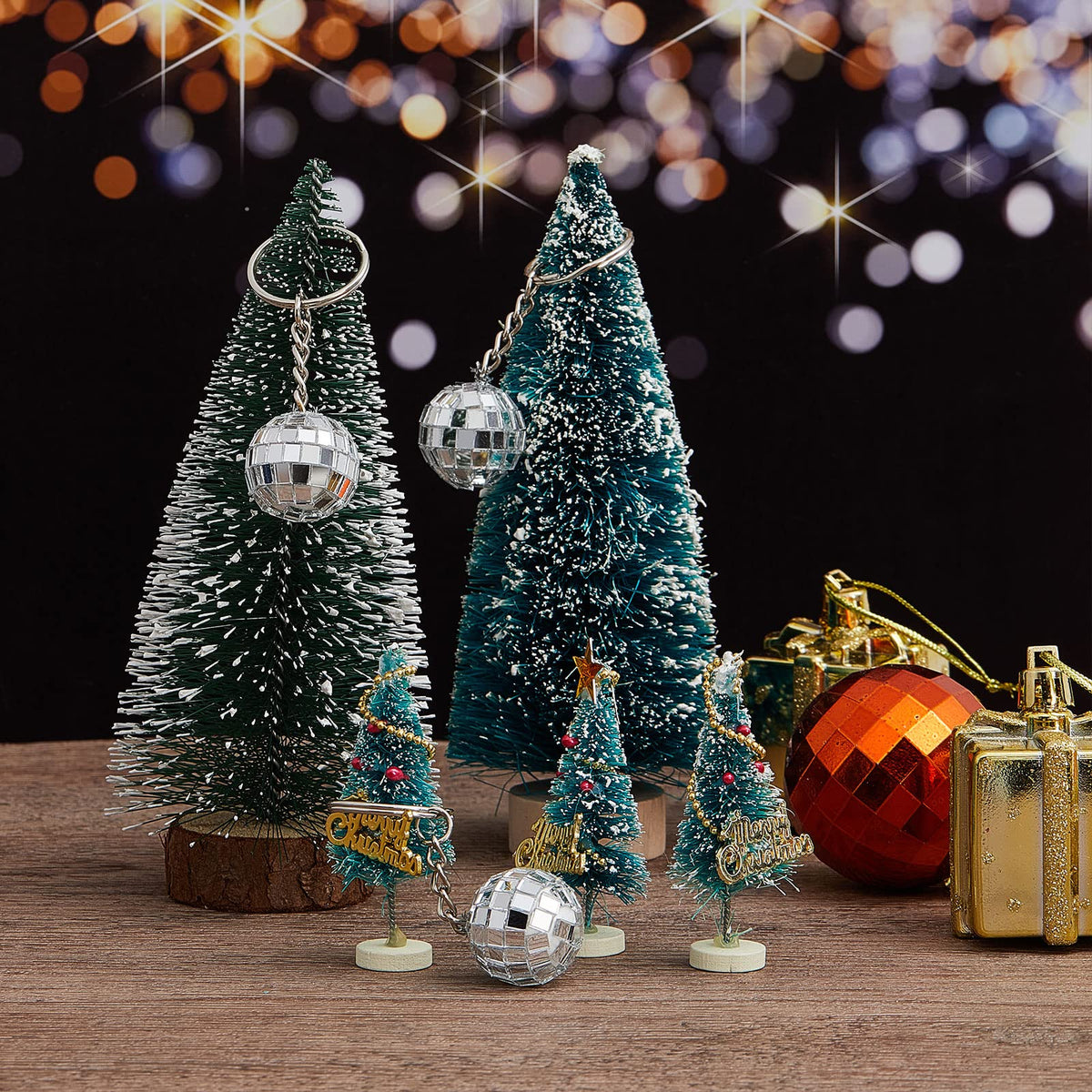 Henoyso retro disco ball keychain evokes 70s-90s style for gifts.