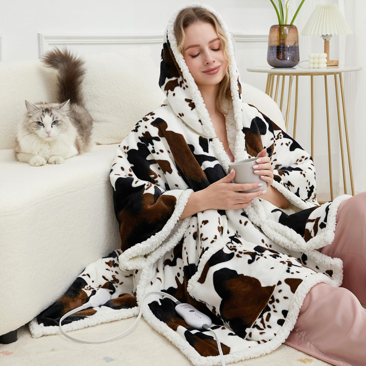 HESTIA four heat levels customize comfort for chilly evenings.