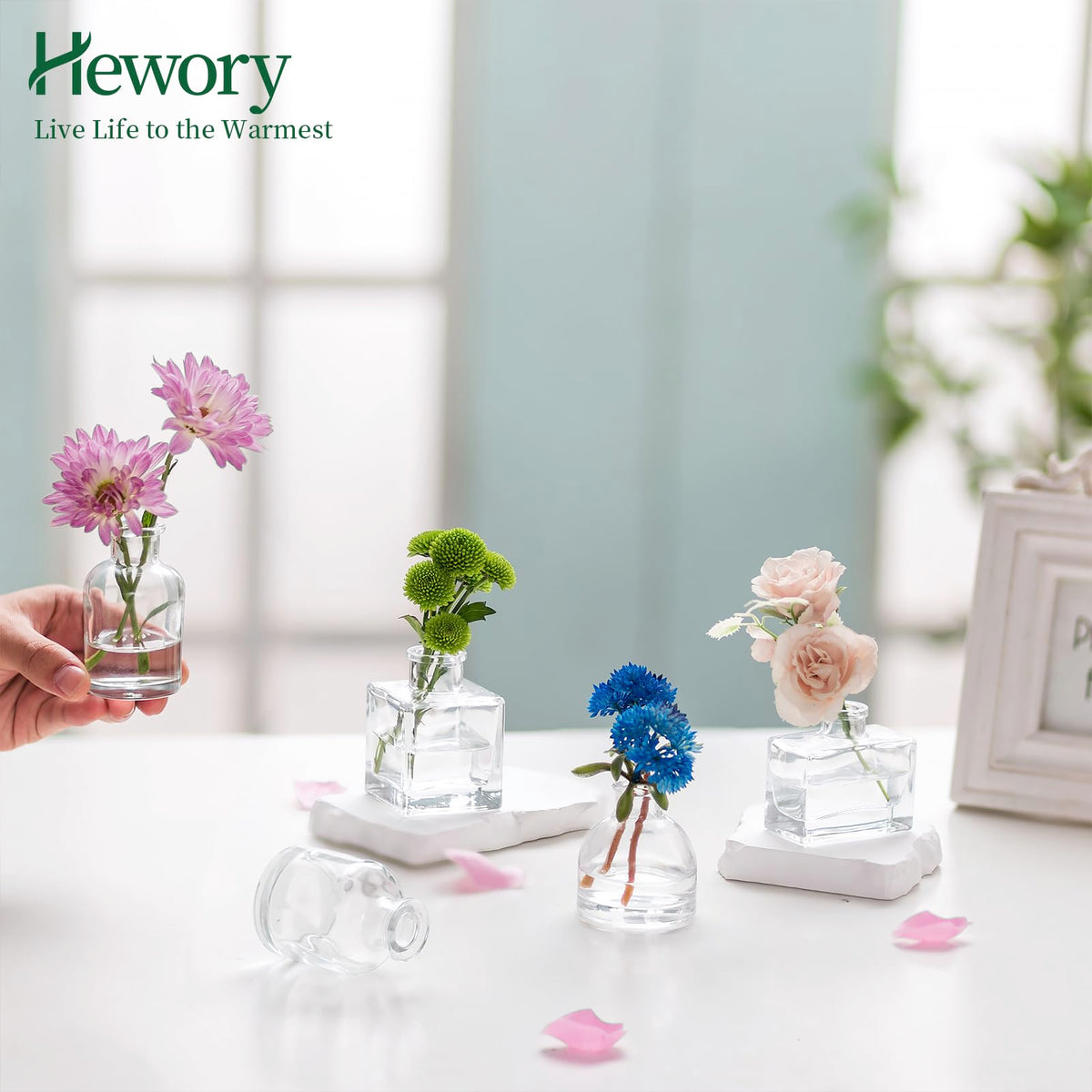 Hewory durable pressed-glass vases designed for everyday use