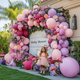 HIBAOpati pastel lavender and lilac balloons create soft, dreamy tones.