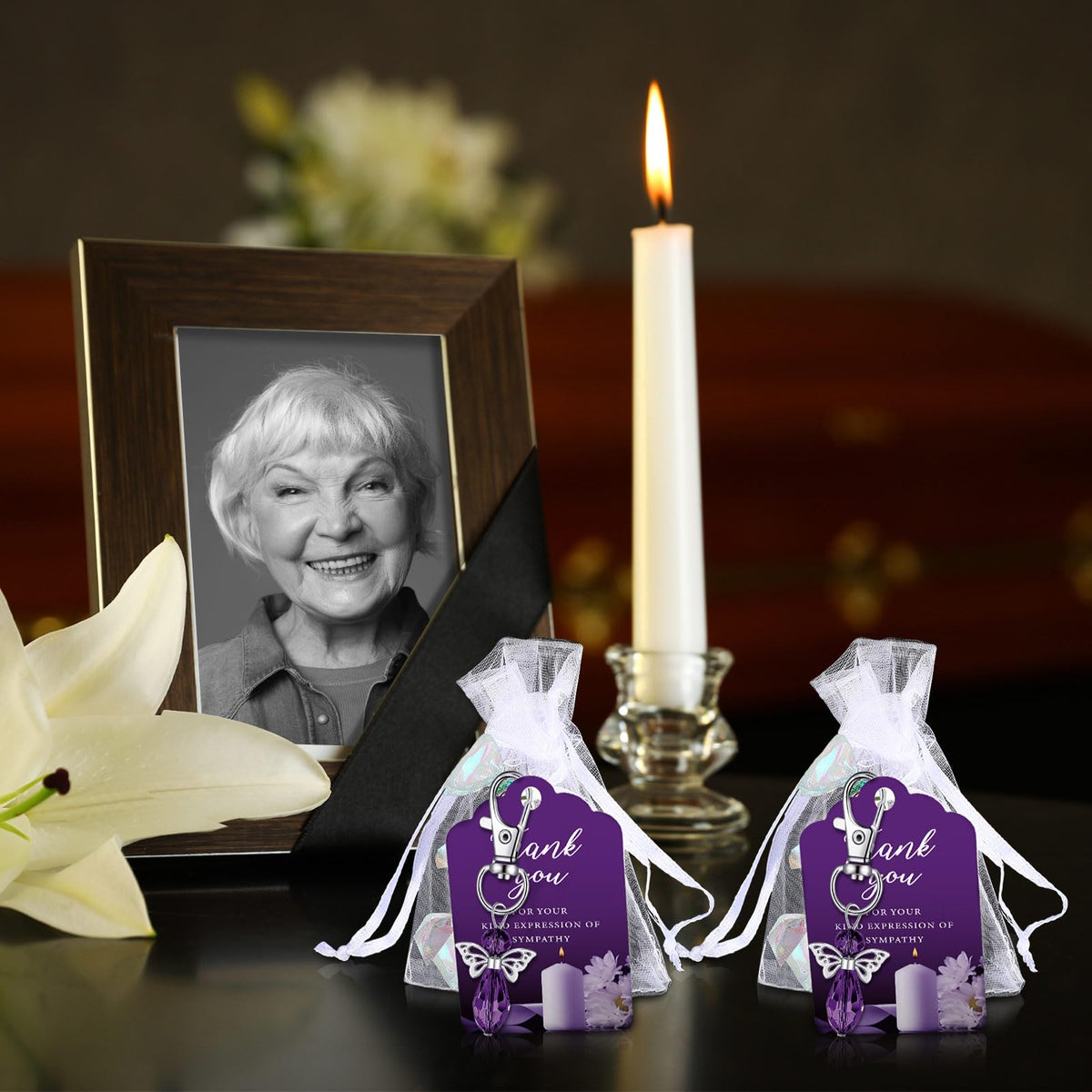 Hicarer memorial party decor in purple adds respectful touches.