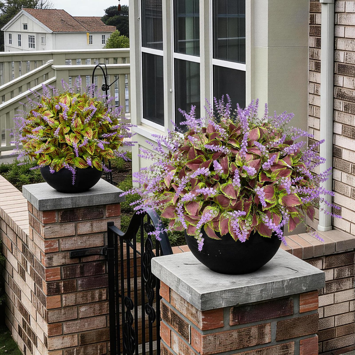 HIFORESTAR 3D-patterned coleus leaves create realistic texture for patio styling