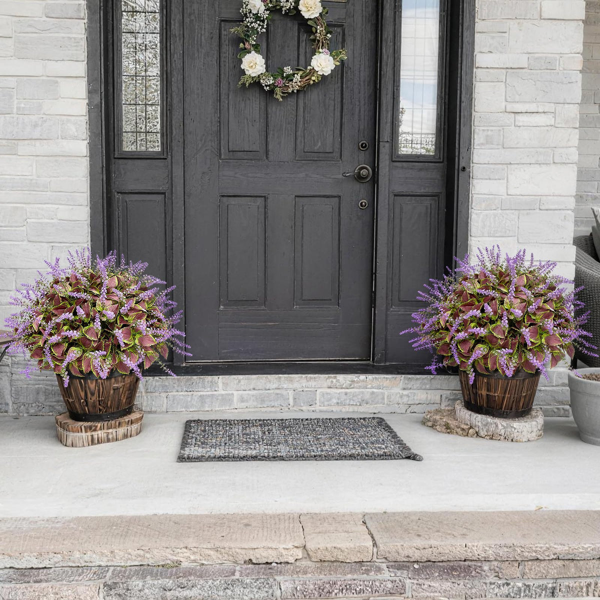HIFORESTAR front-porch planters gain lush ambiance with ease