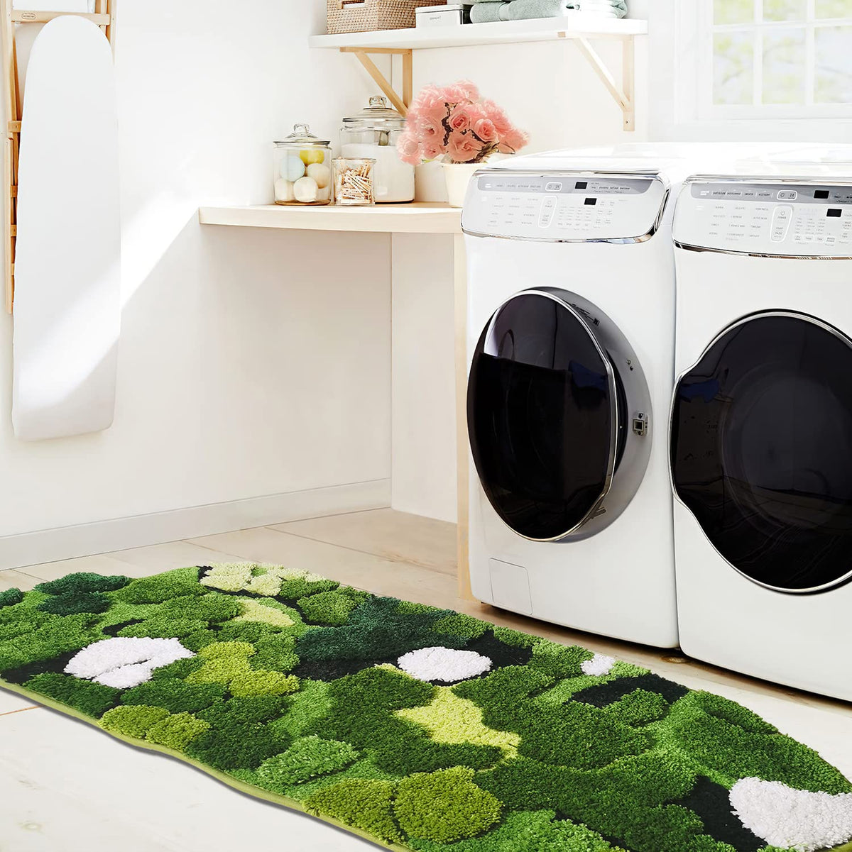 Hifuwan versatile bathroom mat suitable for various rooms and styles