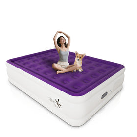 HikerSKY full air mattress with built-in pump, quick inflation for guests.