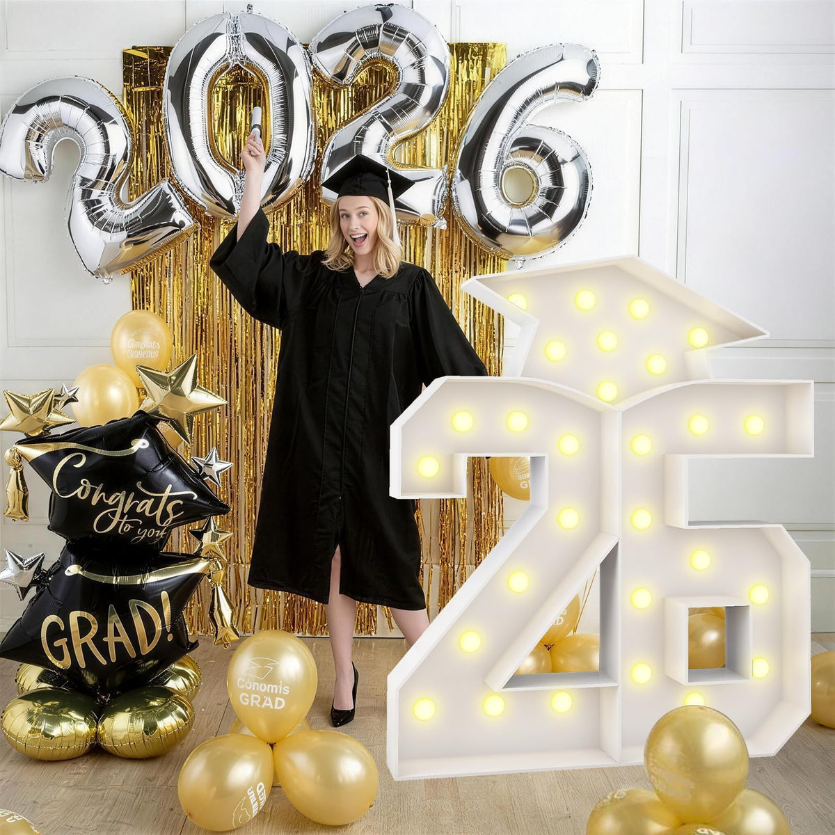 HILAVO graduation cap with numbers creates a sturdy focal point