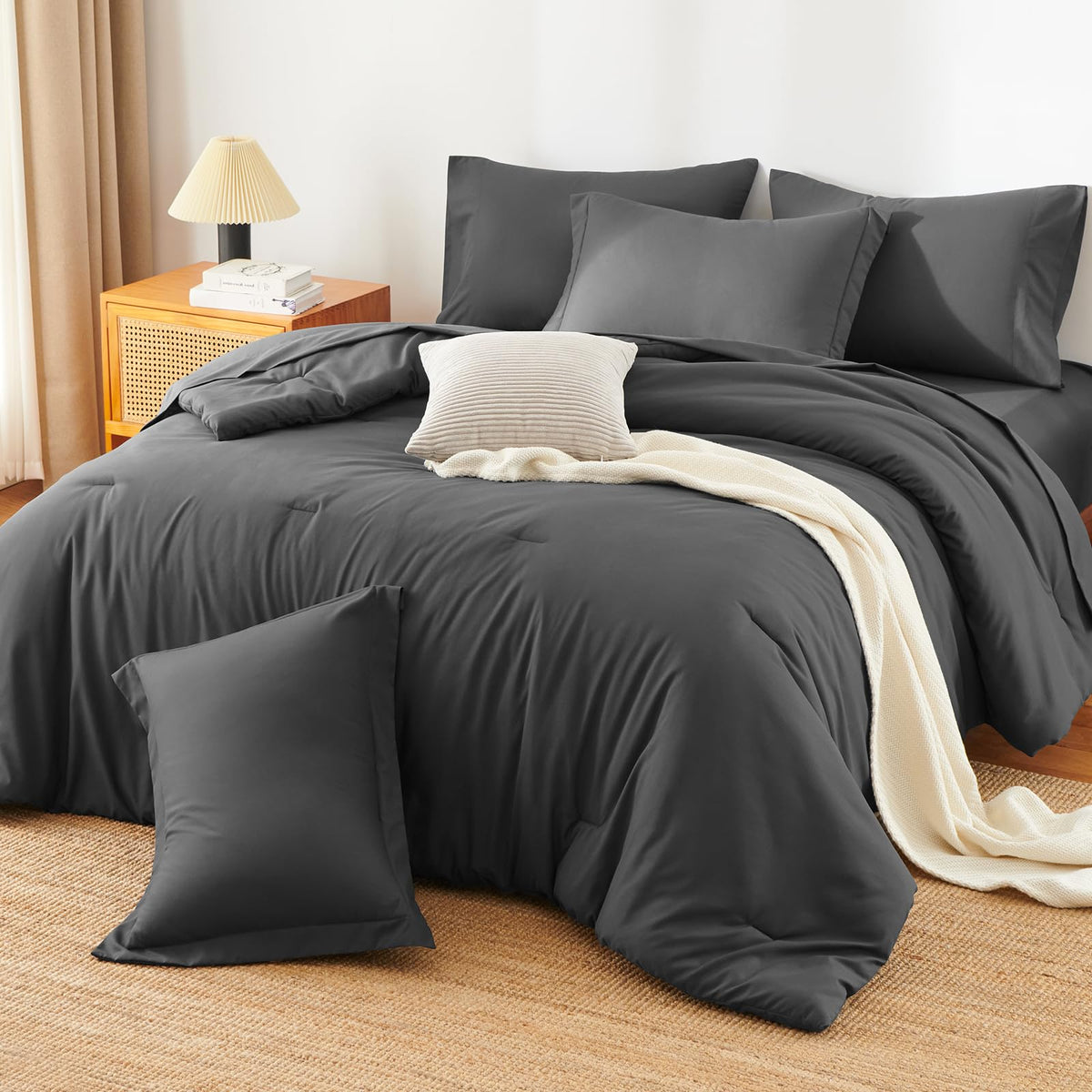 HIMEET Queen Comforter Set oeko-tex certification tag signals safety