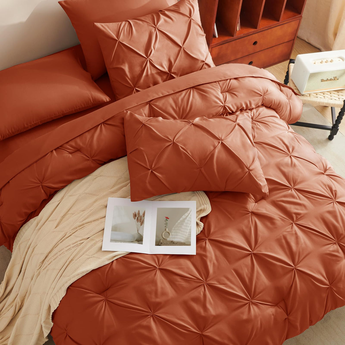 HIMEET Pintuck Bed in a Bag pillow shams in burnt orange complete the set