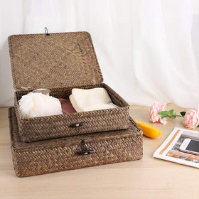 Hipiwe large flat-woven seagrass basket with lid for shelf organization.