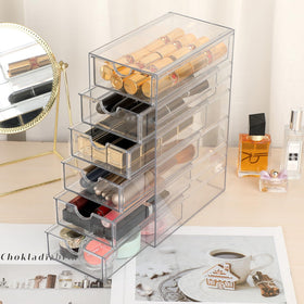 Hipiwe transparent storage box in bathroom for easy glance.