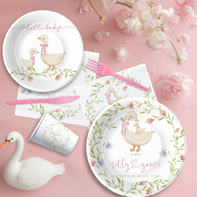 HIPVVILD paper straws complement the pink goose theme for easy use.