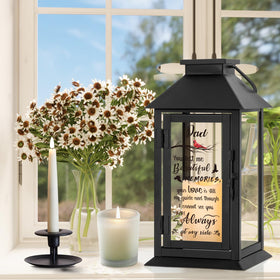 HN HAIINAA memorial lantern includes a commemorative card for thoughtful gifting.