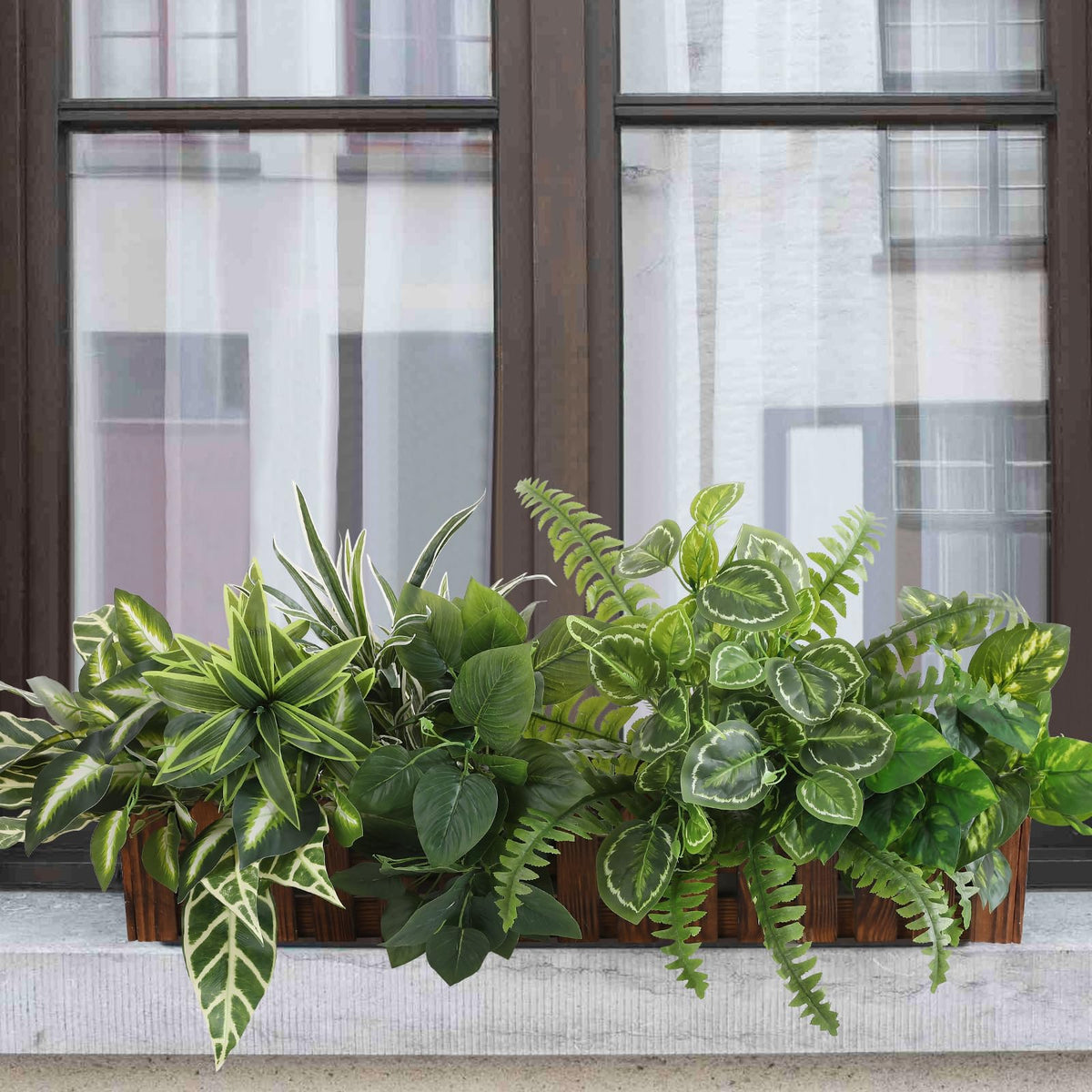 Hobyhoon weather-durable greenery designed to stay vibrant in any season