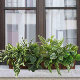 Hobyhoon weather-durable greenery designed to stay vibrant in any season