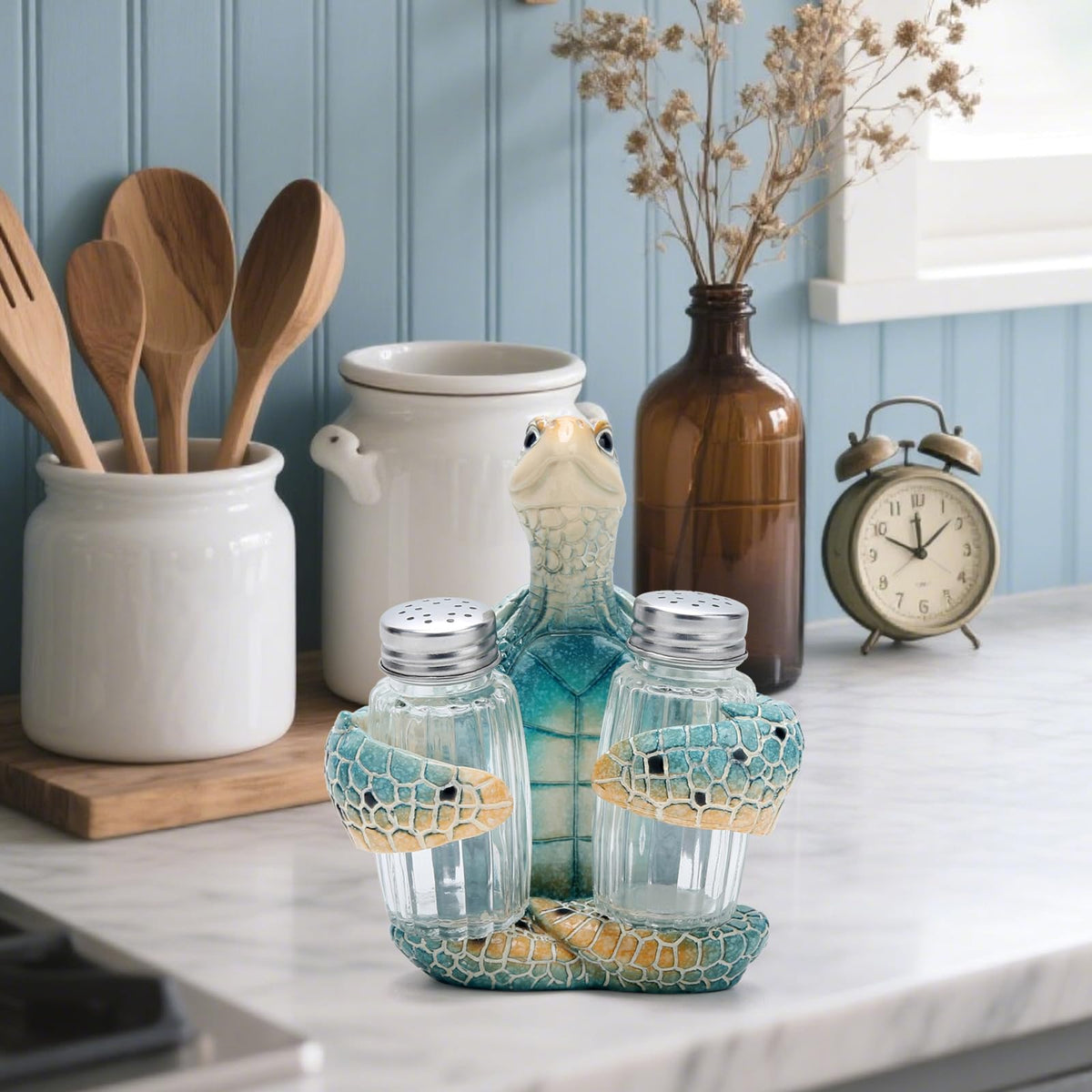 Hodao collectible turtle figurine doubles as spice storage and display.