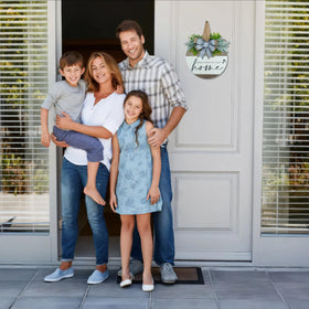 Hofir Welcome Sign greeting guests as a tasteful front-door focal point.