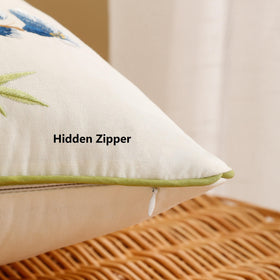 Holibeat hidden zipper closure creates a smooth, durable edge.