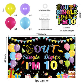 Holkcog cake topper reads I'm 10 for cake celebration.