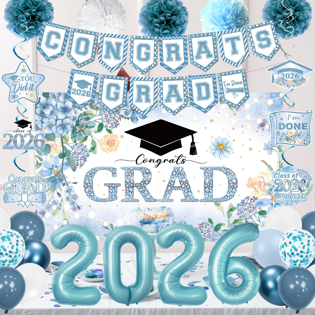 Holkcog Congrats Grad banner for a festive centerpiece.