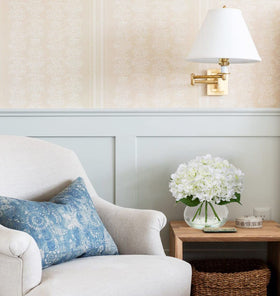 Hollyone Hydrangea decor for living rooms and desks.