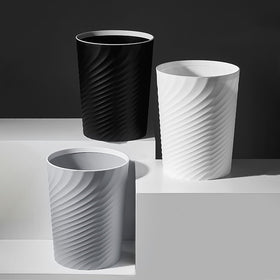 HOLTPHILI round white trash can, easy-clean no-lid design.