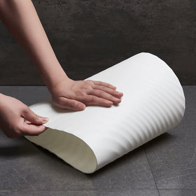 HOLTPHILI two-pack, easy to carry and replace in tight spaces.