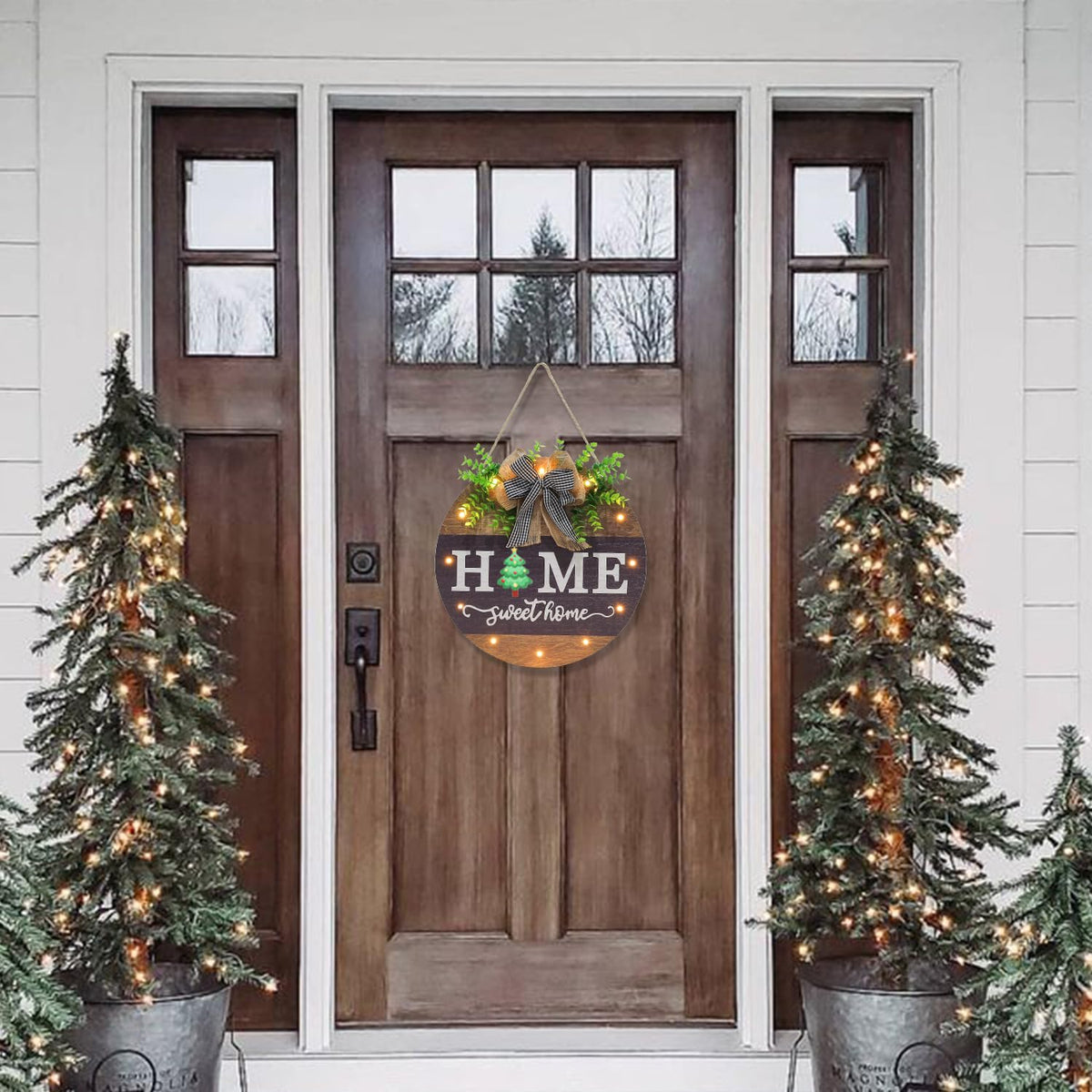 HOMCDALY holiday-ready sign complements year-round celebrations