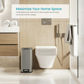 Home Zone Living removable inner bucket makes bag changes quick and mess-free.