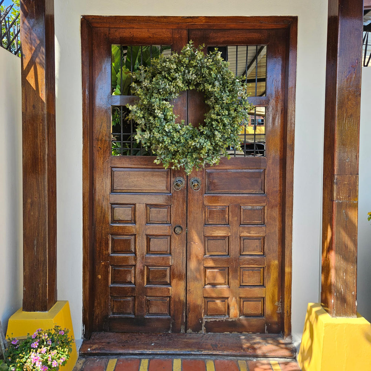 HomeKaren wreath arrives boxed for safe storage between seasons.
