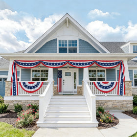 HOMELEX full-sized bunting provides balanced doorway coverage