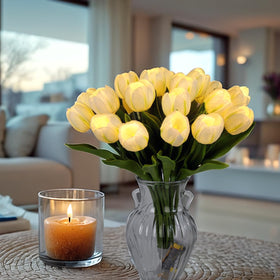 HOMESEASONS tulips with timer function provide convenient mood lighting.