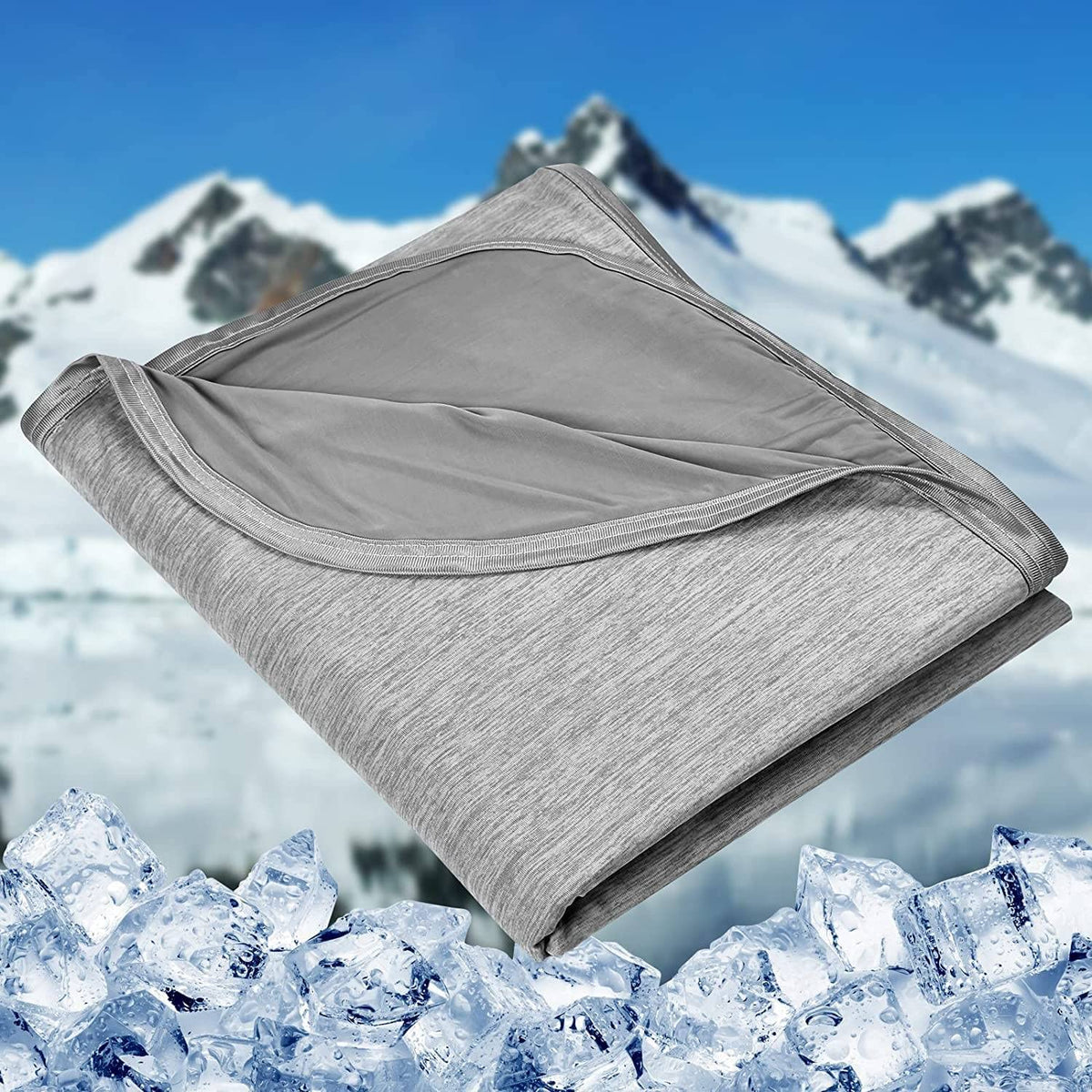 HOMFINE cooling blanket front view with breathable fabric for a cool night
