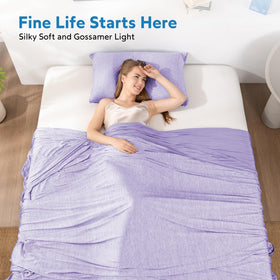 HOMFINE cooling blanket on bed ready for night use