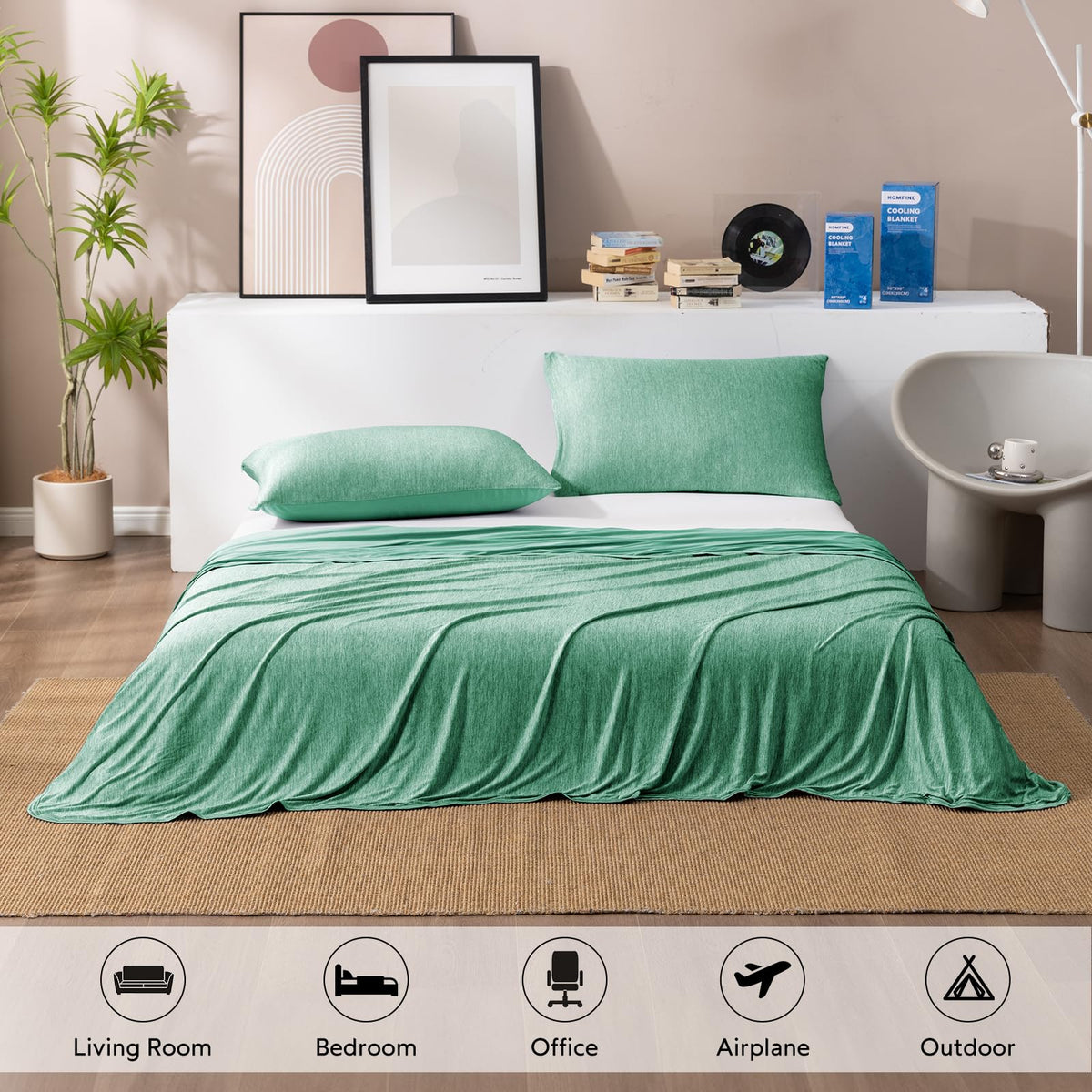 HOMFINE travel-friendly cooling blanket folded for carry-on comfort