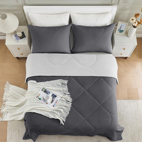 Machine washable care for easy maintenance and lasting shape