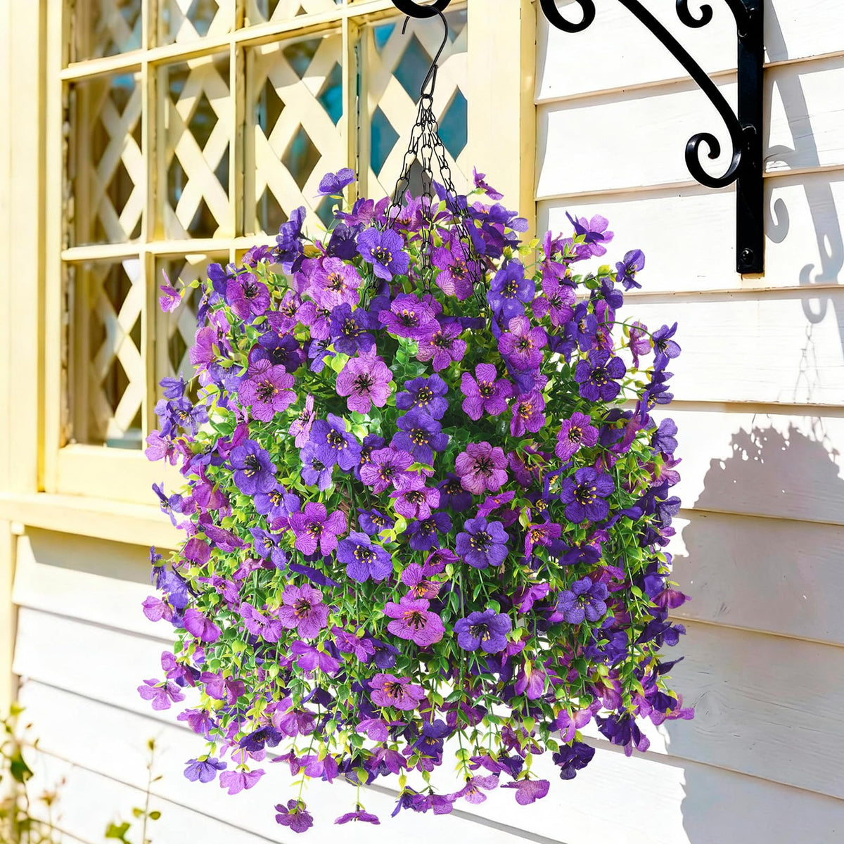 Hommyea artificial flowers hanging basket with 4 bundles adds vibrant outdoor color.