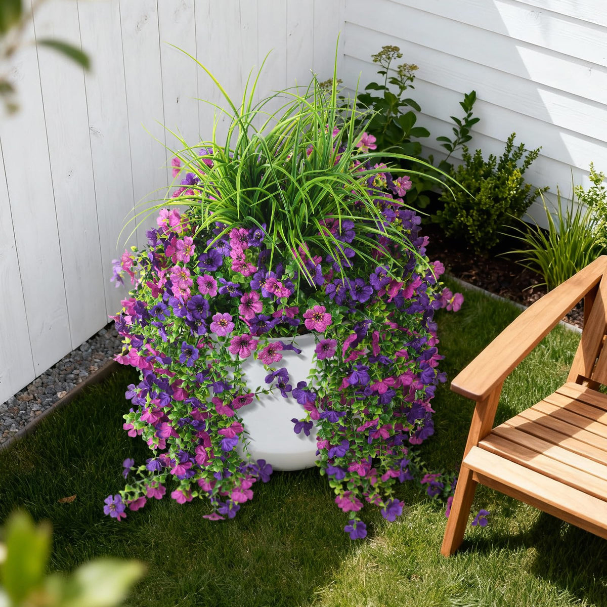 Hommyea UV-resistant hanging flowers enhance outdoor planters