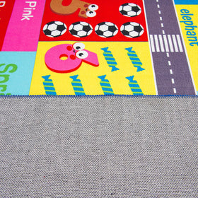 HOMORE rug suitable for classroom use and collaborative learning