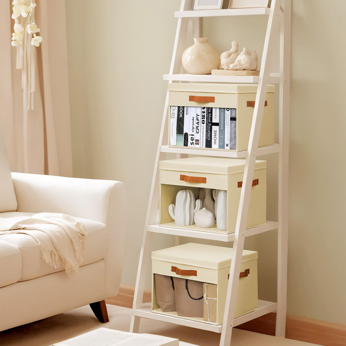 Homsorout storage bins organize blankets and sheets neatly.