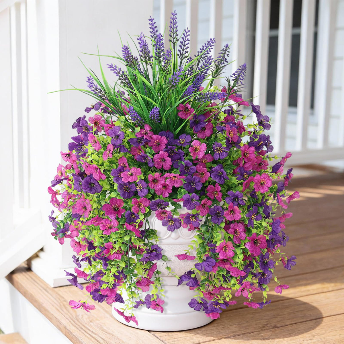 Homsunny artificial daisy bundles deliver long-lasting color for porches.