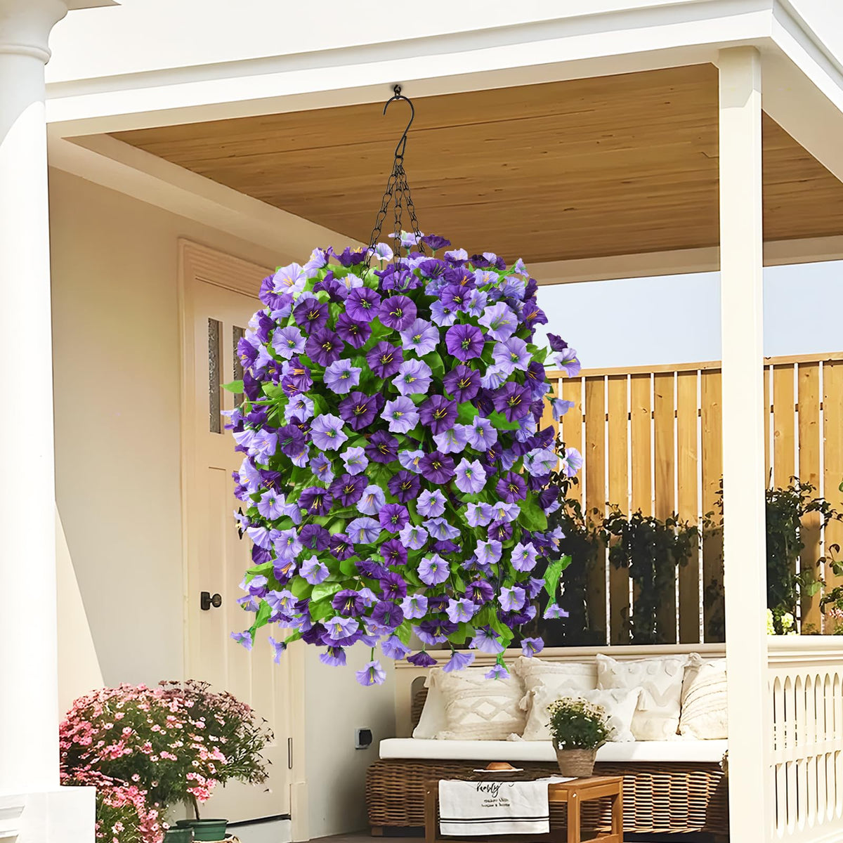 Homsunny coconut lining and metal chain ensure sturdy hanging