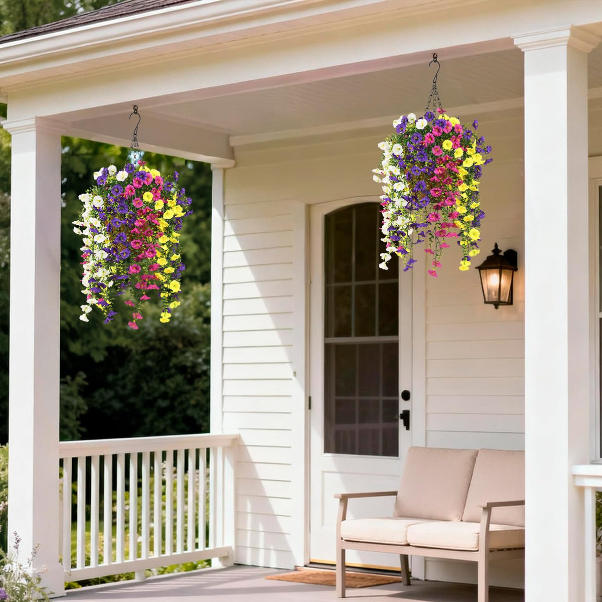 Homsunny UV-resistant silk petals resist fading for long outdoor life.