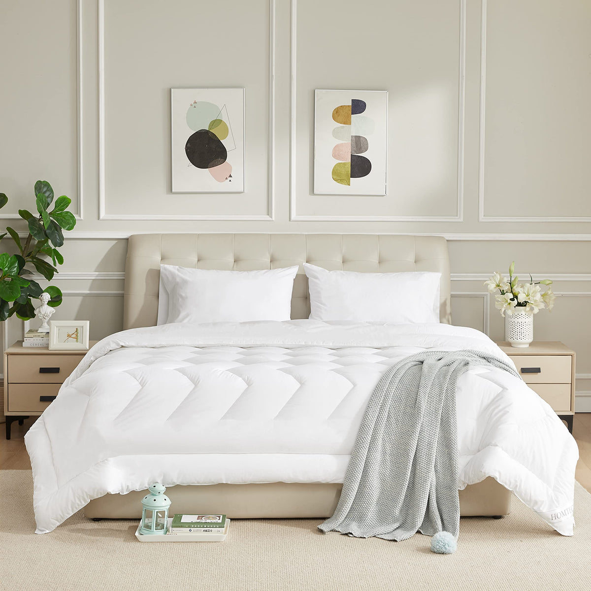HOMTEC duvet insert with cotton shell close-up showing soft, breathable fabric.