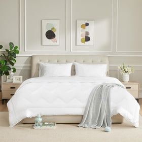 HOMTEC duvet insert with cotton shell for soft, breathable comfort.
