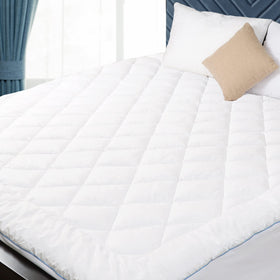 HOMTEC full mattress pad top layer cotton for soft, breathable comfort.